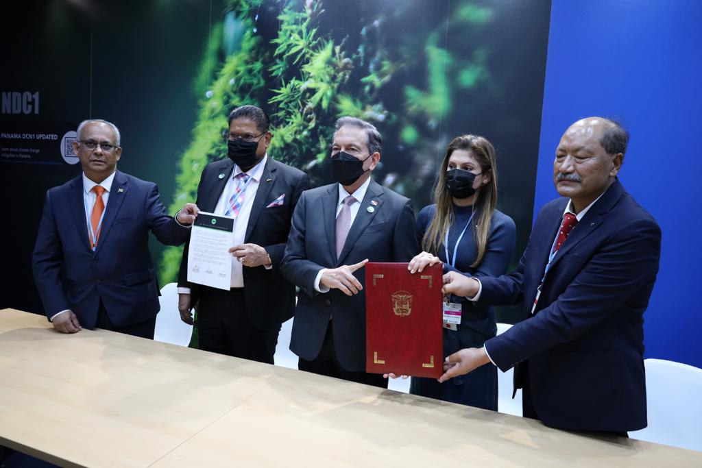 Panama, Suriname and Bhutan announce a Carbon Negative Alliance